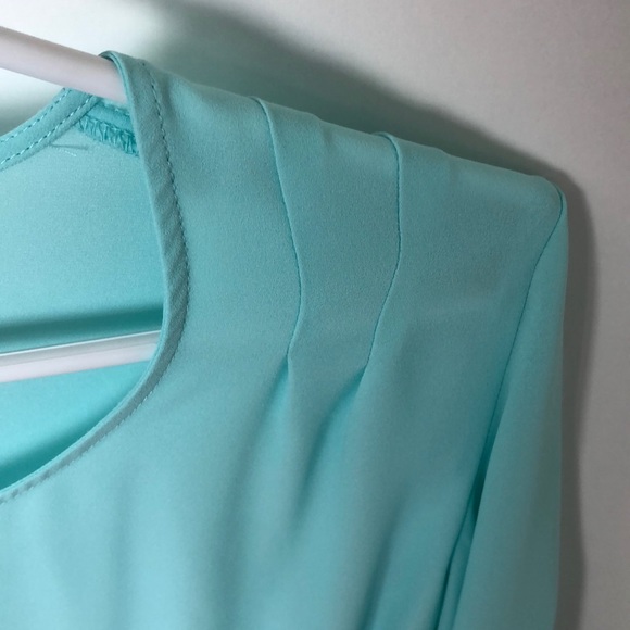 Mint green top - Picture 2 of 6